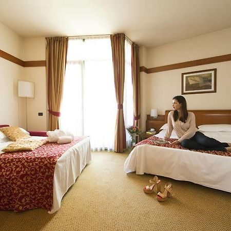 Milanore Hotel By Diva Hotels Cinisello Balsamo Exterior photo